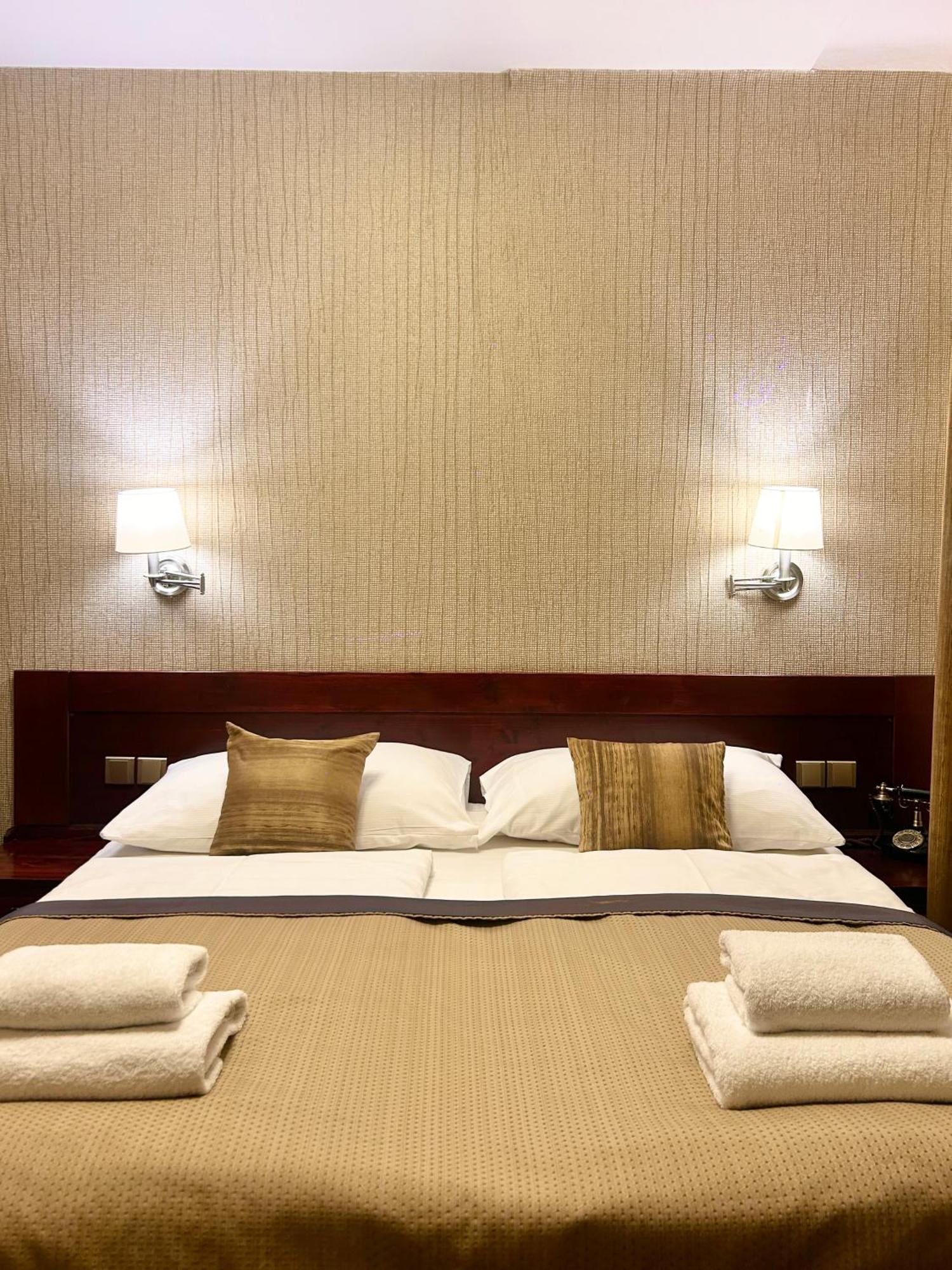 Hotel U Stare Pani - At The Old Lady Praag